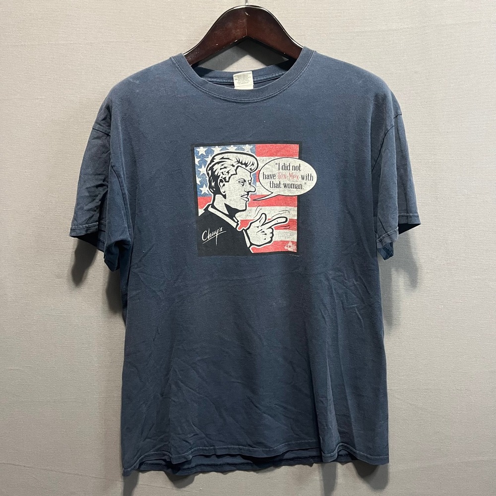 Chuys Tex-Mex Bill Clinton Parody Graphic T-Shirt Mens Large Navy Blue Gildan